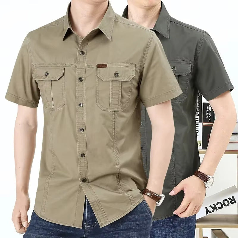 Camisa Manga Curta Military Com Bolsos, Botões e Design Único Original (Você Ganha Um Relógio De Luxo Quartzo Deyros de Brinde)